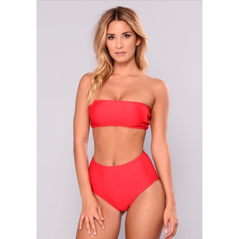 The perfect tan bikini !